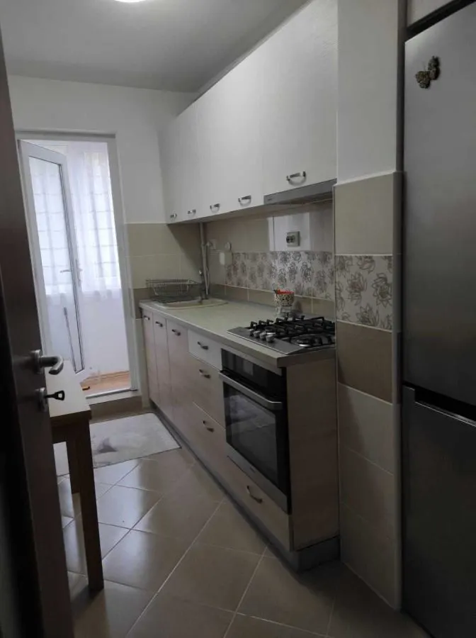 3 CAMERE ASTRA ,120000 EURO - foto 5