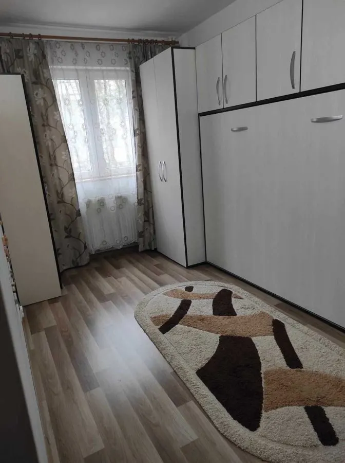 3 CAMERE ASTRA ,120000 EURO - foto 6