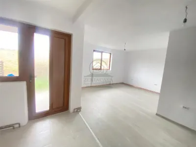 Casa 3 camere baie bucatarie, Voinesti Iasi/ la cheie/ gaz/apa/curent - foto 4