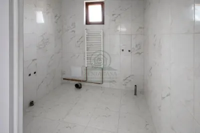 Casa 3 camere baie bucatarie, Voinesti Iasi/ la cheie/ gaz/apa/curent - foto 6