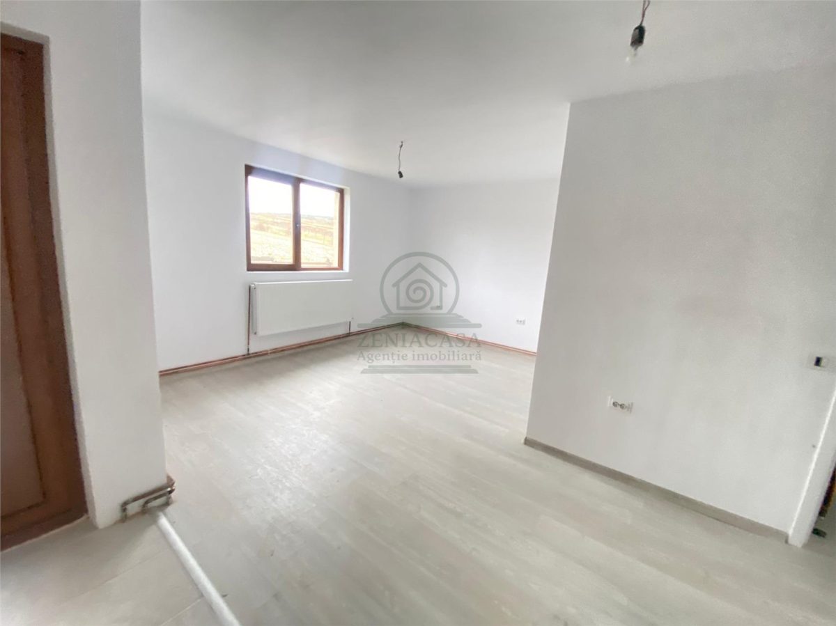 Casa 3 camere baie bucatarie, Voinesti Iasi/ la cheie/ gaz/apa/curent - foto 10