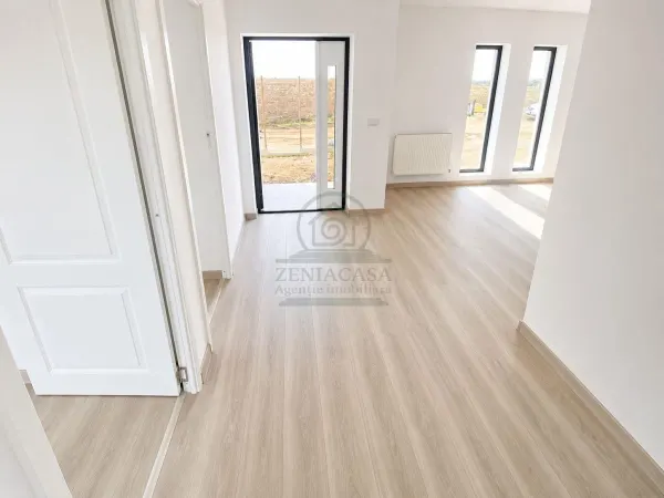 Casă 5 camere Dancu - poza 3