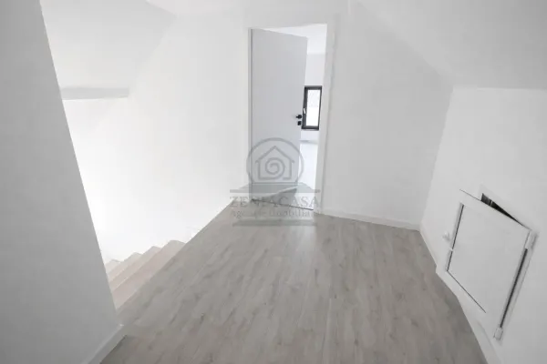 Casă 5 camere Dancu - poza 4