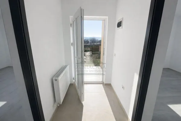 Casă 3 camere Lețcani - poza 2