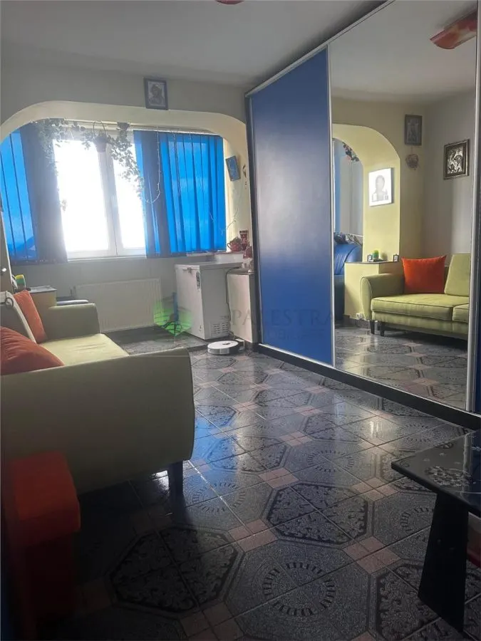 Apartament 3 camere circular Astra,mobilat,parcare,130000 Euro - foto 2
