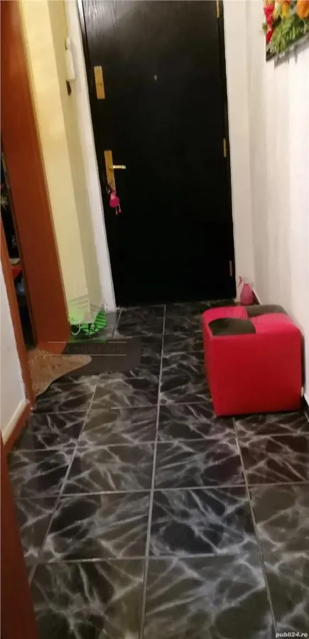 Apartament 3 camere circular Astra,mobilat,parcare,130000 Euro - foto 3