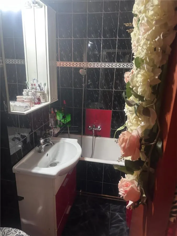 Apartament 3 camere circular Astra,mobilat,parcare,130000 Euro - foto 8