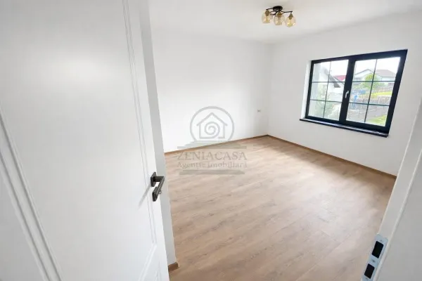 Casă 4 camere Miroslava - poza 6