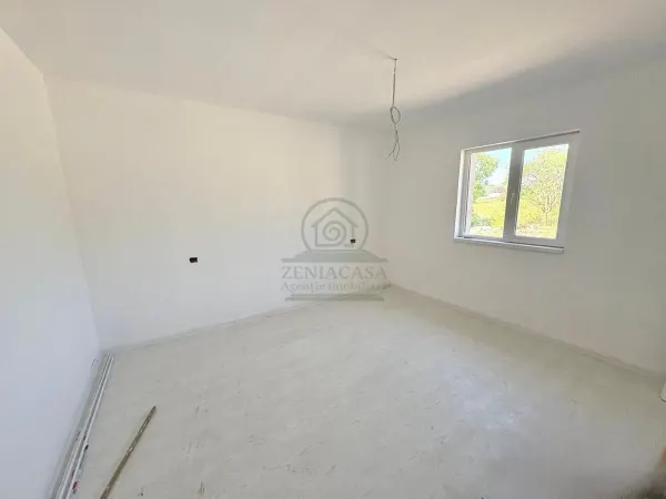 Casă 4 camere Tomești - poza 11