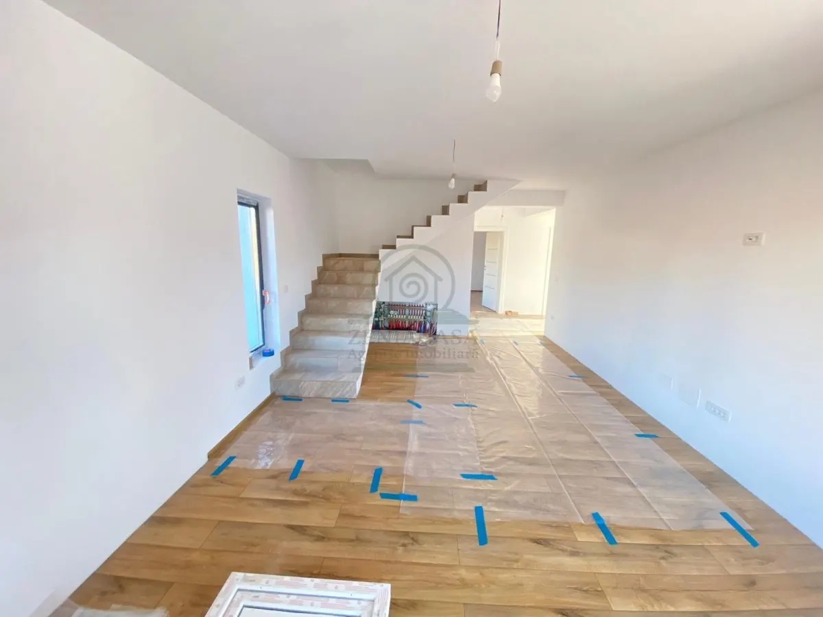 Casa Holboca Dancu posibilitate 4- 5 camere - foto 3