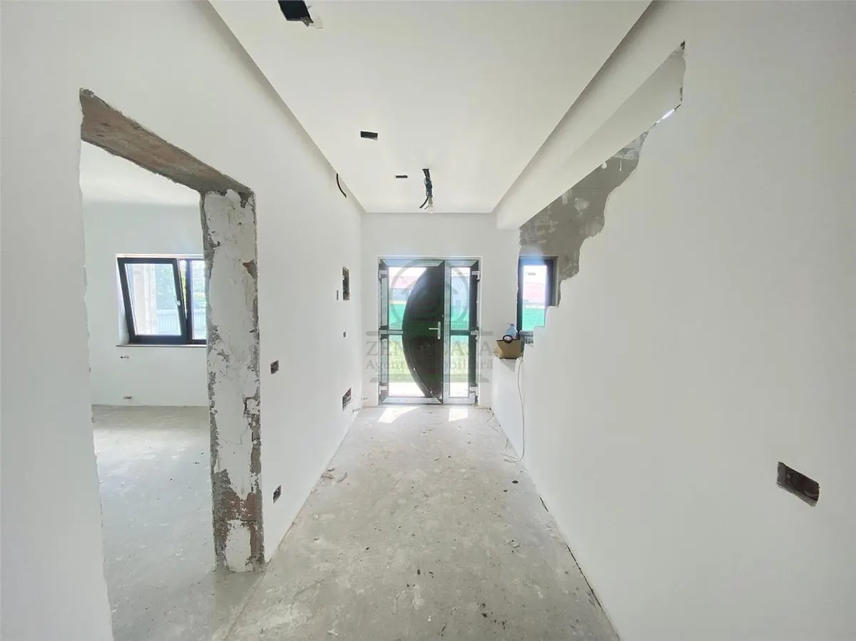 Casa 5 camere Holboca Dancu + 700 mp teren - foto 3