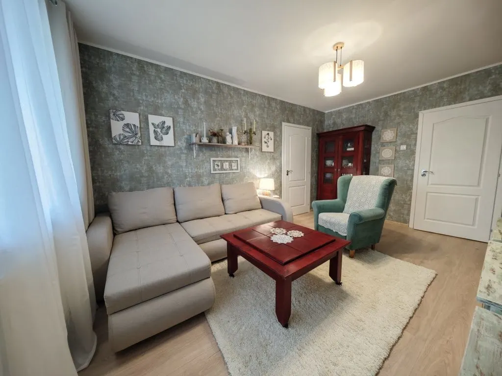 2 CAMERE ASTRA LUX 118000 Euro - foto 1