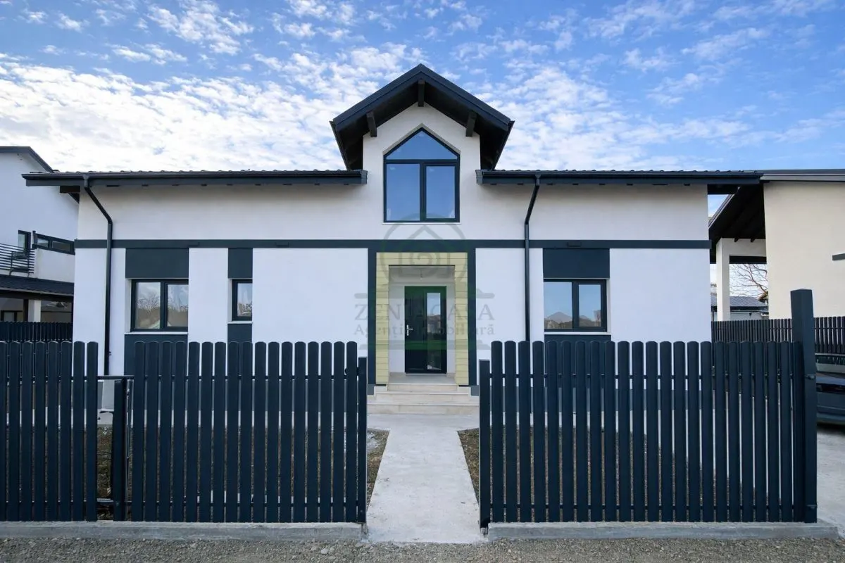 Casa 4/5 camere Valea Ursului Miroslava CANALIZARE/ zona de padure - foto 1
