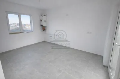 Casa 4/5 camere Valea Ursului Miroslava CANALIZARE/ zona de padure - foto 4