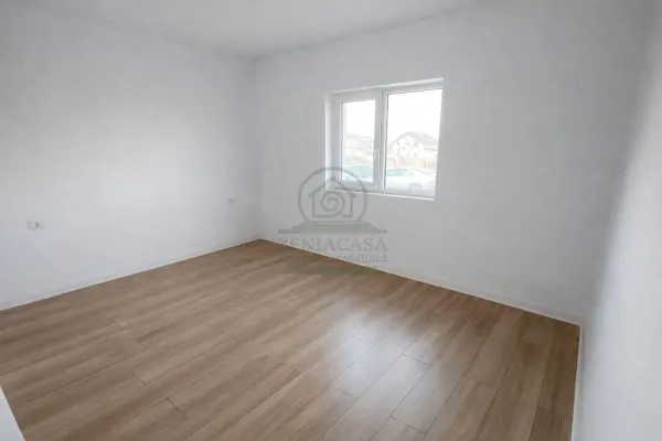 Casă 3 camere Miroslava - poza 5
