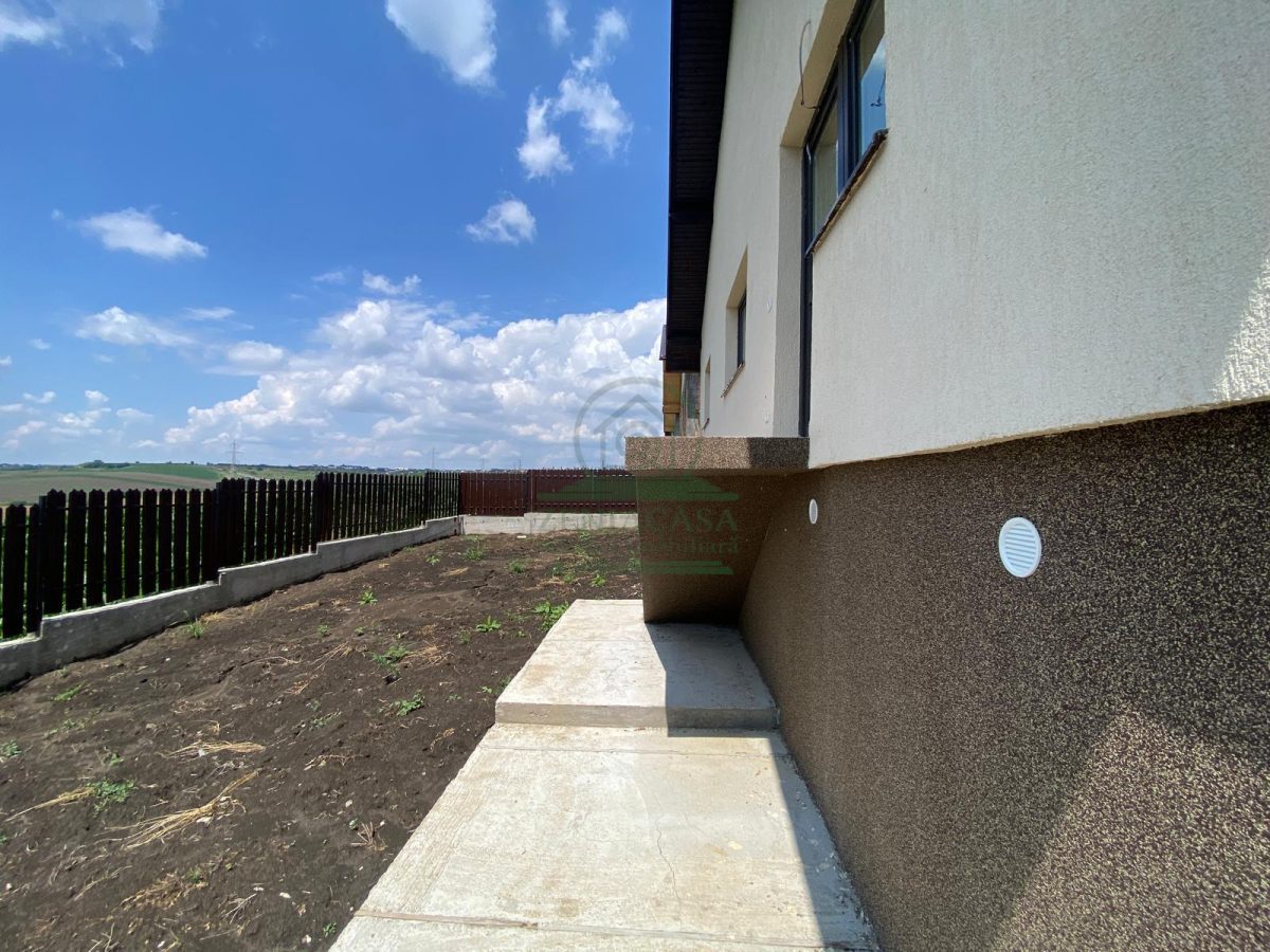 Casa 4 camere Miroslava Iasi 500 mp teren CANALIZARE - foto 18