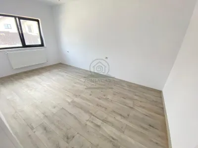 Casa 4 camere Miroslava Iasi 500 mp teren CANALIZARE - foto 10