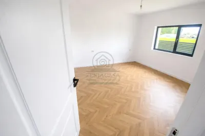 Casa 4 camere Valea Ursului Vorovesti CANALIZARE si ASFALT - foto 12