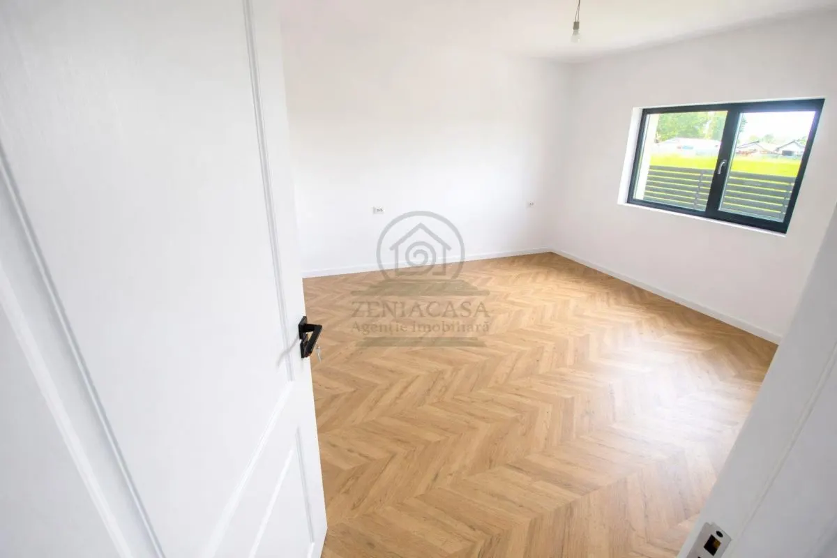 Casa 4 camere Valea Ursului Vorovesti CANALIZARE si ASFALT - foto 12