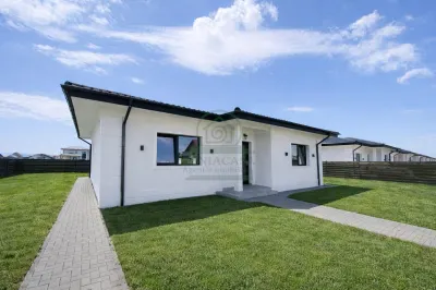 Casa 4 camere Valea Ursului Vorovesti CANALIZARE si ASFALT - foto 14