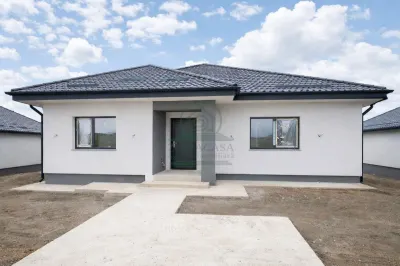Casa 3 camere Iasi Letcani / 500 mp teren - Dumesti