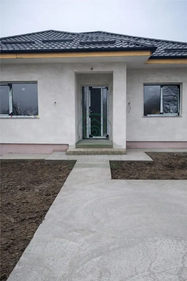 Casa 3 camere Iasi Letcani / 500 mp teren - foto 4