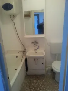 Garsoniera Astra -planete,decomandata,71500 Euro - foto 4