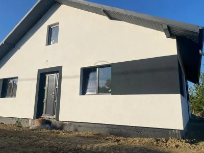 Casa 3 camere Voinesti Iasi 660 mp teren la cheie! - foto 11