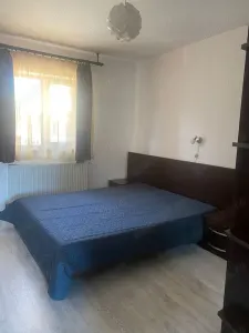 2 CAMERE TRACTORU IN VILA - foto 1
