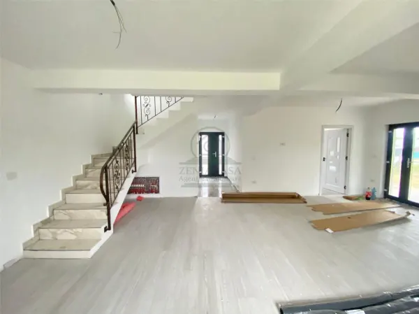 Casă 4 camere Dancu - poza 6