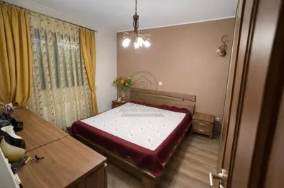 Casa de vanzare Valea Ursului Miroslava/ 1000 mp teren/ GARAJ/ CRAMA - foto 12