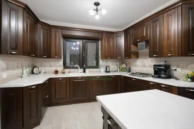 Casa de vanzare Valea Ursului Miroslava/ 1000 mp teren/ GARAJ/ CRAMA - foto 6