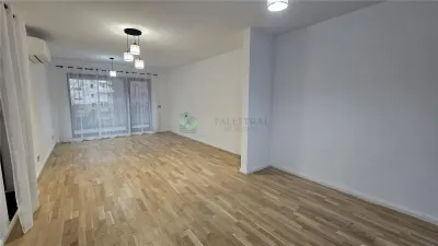 APARTAMENT 2 CAMERE CENTRUL CIVIC , BLOC NOU , ETAJ 1 , LOC PARCARE - foto 4