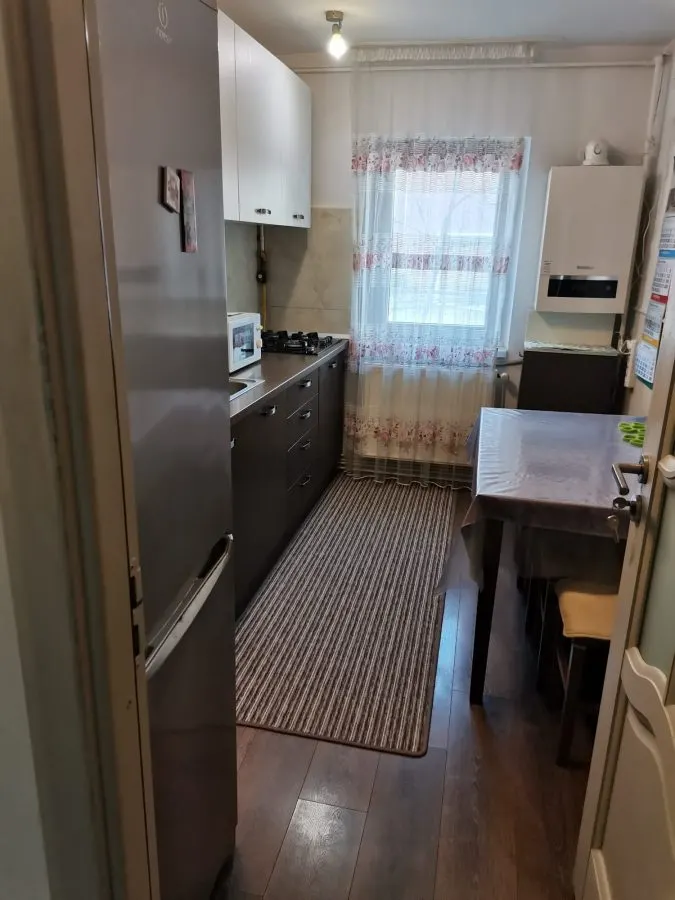 APARTAMENT 3 CAMERE SCRIITORILOR - foto 2