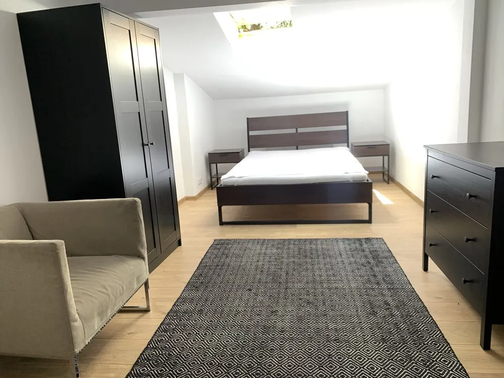 3 CAMERE CENTRUL CIVIC IULIU MANIU - foto 2