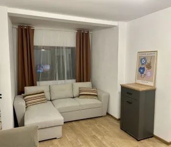3 CAMERE CENTRUL CIVIC IULIU MANIU - foto 6