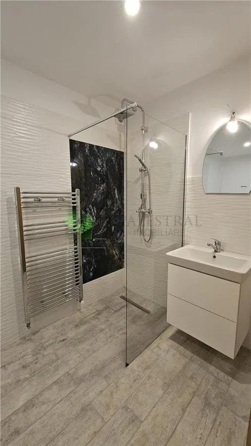 GARSONIERA IN CASA ,CENTRAL , 400 EURO - foto 3