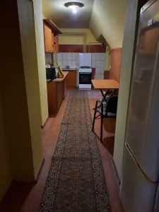3 CAMERE CENTRUL ISTORIC , BISERICA NEAGRA - foto 2