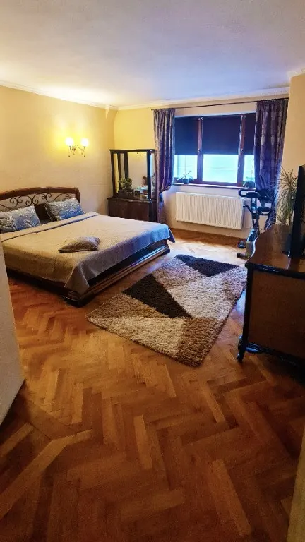 APARTAMENT 3 CAMERE CENTRUL ISTORIC 265000 Euro - foto 2