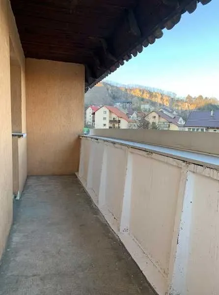 APARTAMENT 2 CAMERE RACADAU - foto 2