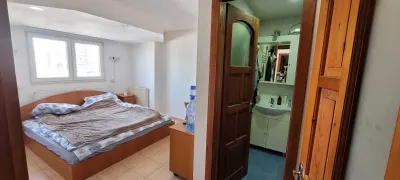 4 CAMERE TRACTORUL - foto 1