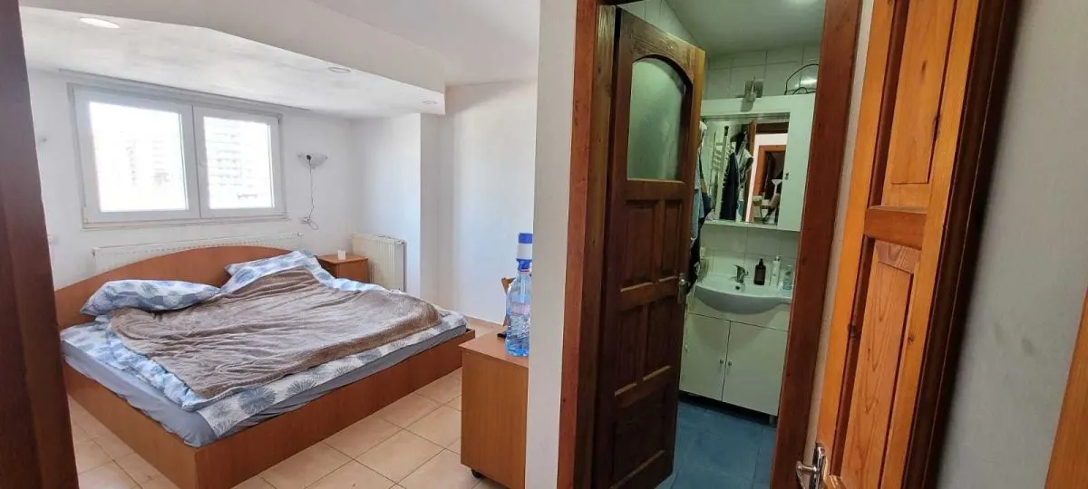 4 CAMERE TRACTORUL - foto 1