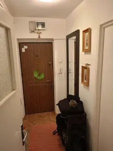 Apartament 3 camere semidecomandat de vanzare GARII - foto 6