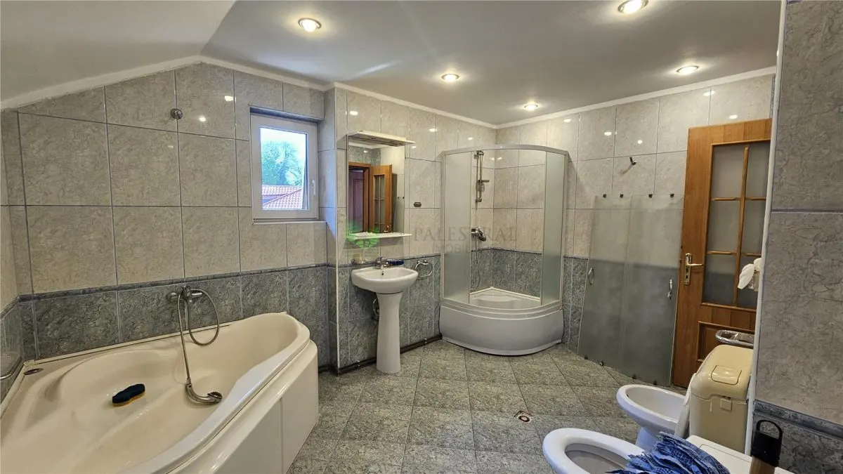 3 CAMERE CENTRUL CIVIC , ZONA PATRIA - foto 7