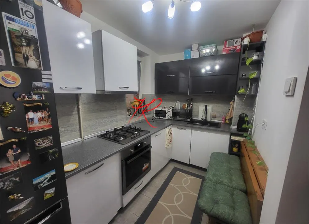 Vanzare apartament 4 camere Tei, complet renovat si mobilat - foto 2