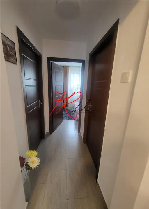 Vanzare apartament 4 camere Tei, complet renovat si mobilat - foto 8