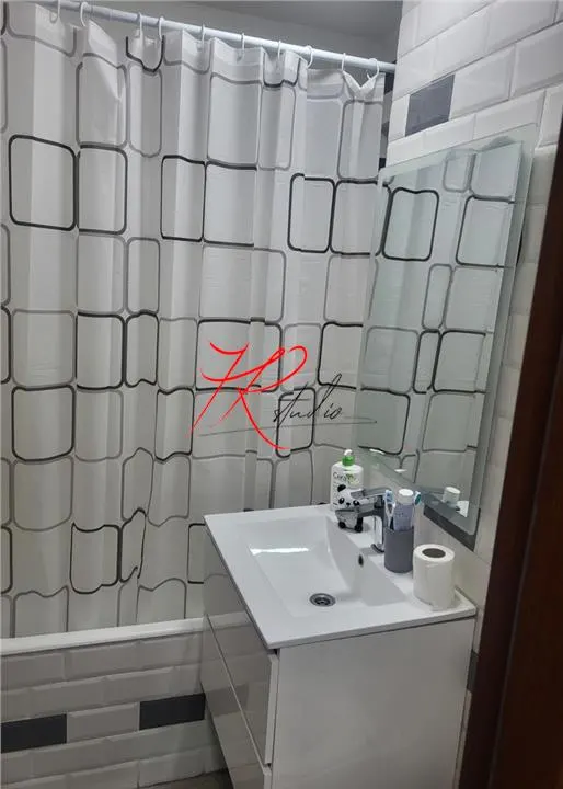 Vanzare apartament 4 camere Tei, complet renovat si mobilat - foto 10