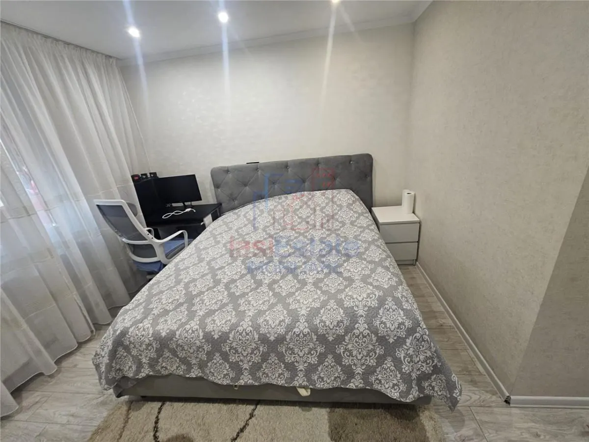Apartament 3 camere Tatarasi - foto 3