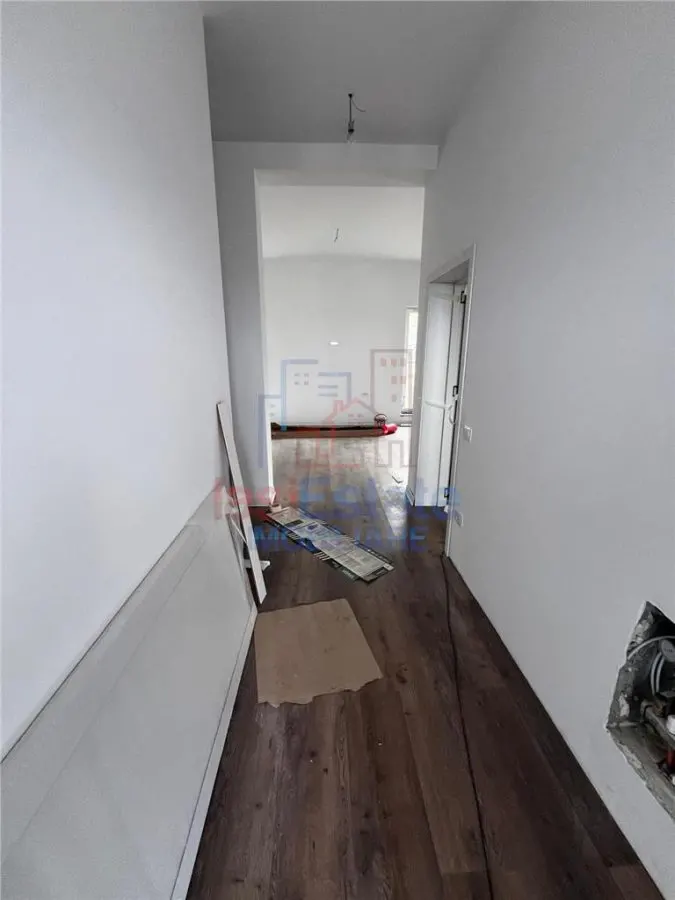 Casa parter 4 camere 2 bai Terasa Beci in zona Valea Adanca - foto 5