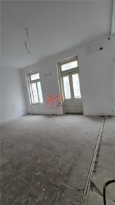 Vanzare bloc ultracentral pentru investitie - foto 6